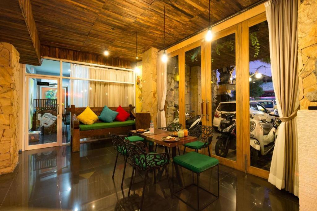 Hadi Poetra Hotel Kuta Lombok Dış mekan fotoğraf